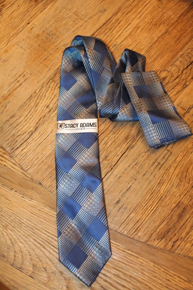 Mens Stacy Adams Blue Gray Checkered Tie W/ Matching Pocket Square NEW - Image 1 of 1