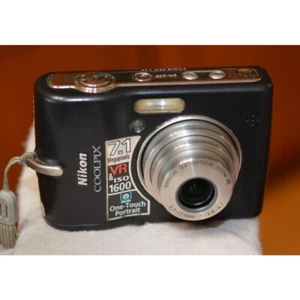 Nikon COOLPIX L12 Digital Camera 3xOptical Zoom Built-in Flash Auto Focus Black - Picture 1 of 12