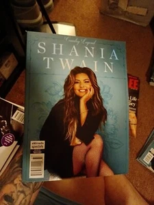 Shania Twain COUNTRY LEGEND MAGAZINE 2023 brand new - Picture 1 of 1