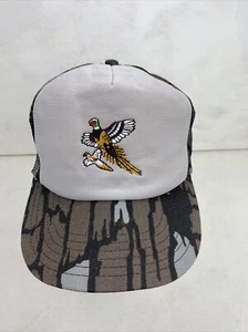 Vintage TREBARK snapback CAMOUFLAGE hunting hat Embroidered - Made In USA - Picture 1 of 8