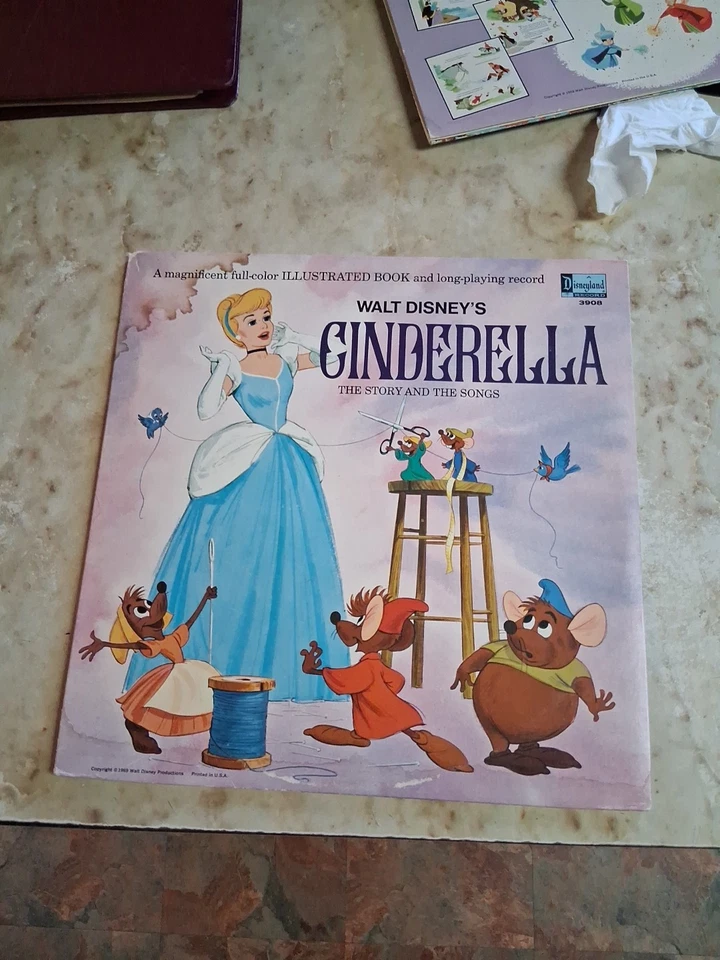 Walt Disney's CINDERELLA 1969 Disneyland LP Record 3908 + 11-Page Book EX/VG - Image 1 of 4