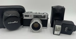 Minolta Hi-Matic 11 Super 3 Circuit 35mm Film Rangefinder Camera W/Case VTG - Picture 1 of 16