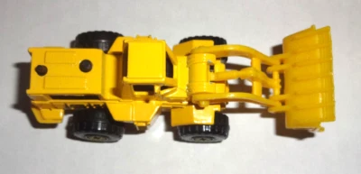 Vintage 1979 Hot Wheels Caterpillar Front End Loader - Malaysia Rare Collectible - Image 1 of 4