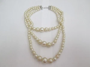 COLLANA IN CORDA A 3 FILI CON PERLE FINTE. - Foto 1 di 3