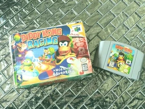 Nintendo 64 Diddi Kong Racing N64 USA scatolo box gioco no nes Mario kart snes - Foto 1 di 2