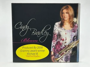 Cindy Bradley - Bloom CD 2009 Produced by Grammy Winner Michael B Jazz - Imagen 1 de 4