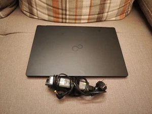 Windows 11 Pro Fujitsu Lifebook U758 - Bild 1 von 11