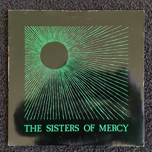 Sisters Of Mercy - Temple Of Love 1983 UK 45rpm w/Pic Sleeve Excellent Vinyl! - Picture 1 of 8