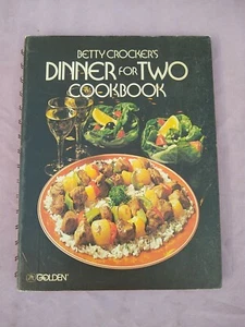 Vintage Betty Crockers Dinner for Two Cookbook 10th 1978 Retro HB Spiral Binding - Foto 1 di 10