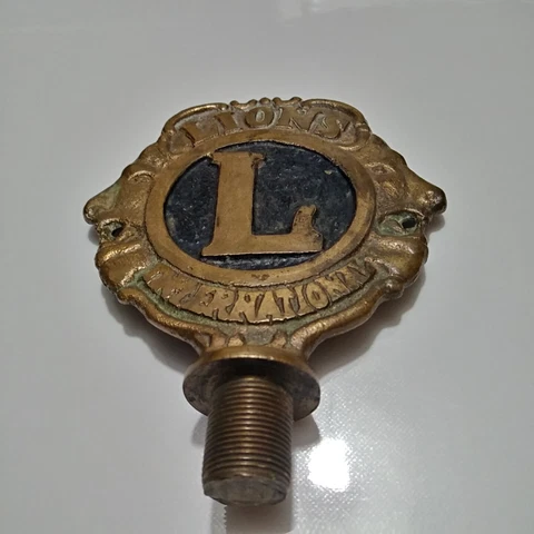 VINTAGE SOLID BRASS LIONS INTERNATIONAL FLAG POLE FINIAL TOPPER Cover