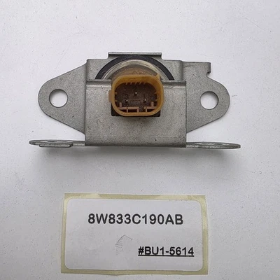 2012-2021 Land Rover Range Rover Speed Sensor Unit 8W833C190AB - Image 1 of 4