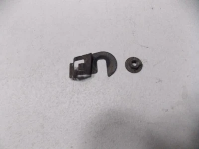 Clip de soporte de montaje de parachoques trasero derecho BMW E46 con tuerca OEM 00-03 323 325 328 330 M3 Foto 1 de 3