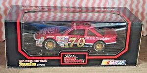 J.D. McDUFFIE SON'S AUTO SUPPLY 1992 1:24 RACING CHAMPION STOCK CAR NASCAR - Imagen 1 de 7