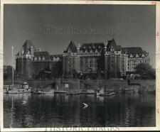 1968 Press Photo Seaside view of Empress Hotel in Canada - hca15286