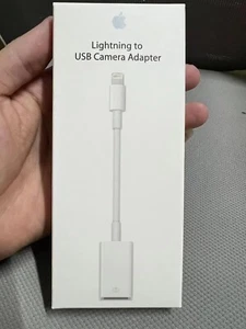 Apple MD821FE/A Lightning to USB Camera Adapter for iPhone iPad Brand New in Box - Zdjęcie 1 z 4
