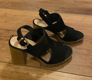 ANA Womens DALY Sandals Size 7.5M Black Faux Suede Chunky Heels NICE!! - Picture 1 of 6