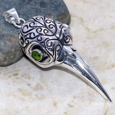Colgante enchapado en plata 925 calavera pájaro peridoto 2,5" joyería llamativa GW Foto 1 de 3