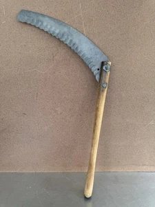 Antique Vintage Sickle Blade Scythe Farm Tool Ranch Rustic Primitive Barn Decor - Picture 1 of 19