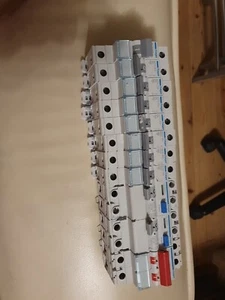 Hager Konvolut von MCB's, RCD-Schalter & Hauptschalter - Bild 1 von 4