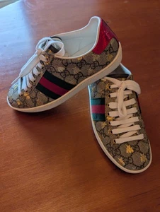 Gucci Ace Web Stripe Sneakers in Bee Logo GG Supreme Canvas - Picture 1 of 6