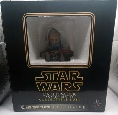 Star Wars DARTH VADER Anakin Reveal Collectible Bust by Gentle Giant /5000 - Image 1 of 4