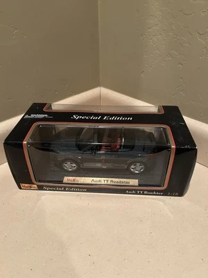 Maisto Audi TT Roadster escala 1:18 Foto 1 de 4