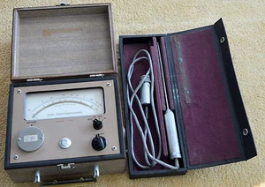 ALNOR THERMO-ANEMOMETER MODEL 8500 WITH WAND PROBE IN BOX - Picture 1 of 6