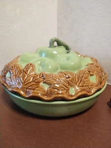 Keramik Grün Apfel Kuchen Form mit Deckel 10" x6" Zweiteiliges Set Schön - Bild 1 von 3