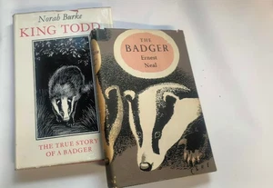 2 Vintage The Badger Books (FIRST EDITIONS) King Todd & New Naturalist - Picture 1 of 10