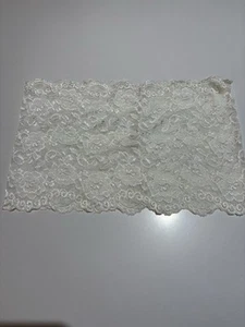 Ally Rose Toppers The Original Ivory Floral Lace Top Size M USA - Picture 1 of 3