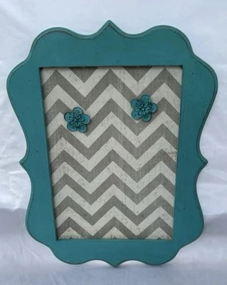 VTG Hobby Lobby Chevron Turquoise Magnetic  Message Board Flower Magnets 14”x18” - Image 1 of 4