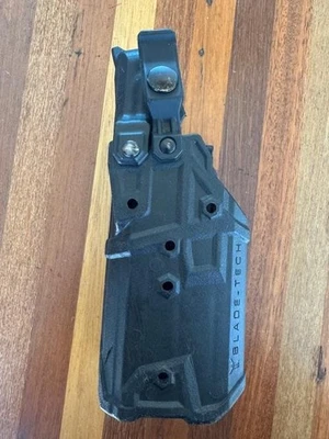 Funda Bladetech Taser 7 para dibujo a mano izquierda. Viene con accesorio de cinturón de trabajo Foto 1 de 3