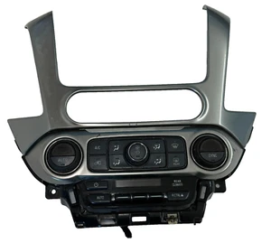 17 - 20 Chevy Tahoe Suburban Heater A/C Climate Temperature Control OEM 84258727 - Picture 1 of 8