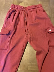 NWT True Religion Men’s Cargo Jogger Sweatpants Red  Medium - Picture 1 of 8