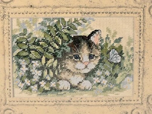 DIMENSIONS Matted Accents KITTEN and BUTTERFLY Counted Cross Stitch Kit 6957 NEW - Picture 1 of 5