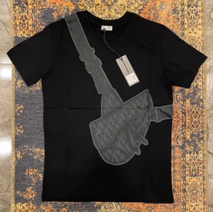 NWT SMALL CHRISTIAN DIOR MEN COTTON T-SHIRT CASUAL - Picture 1 of 3