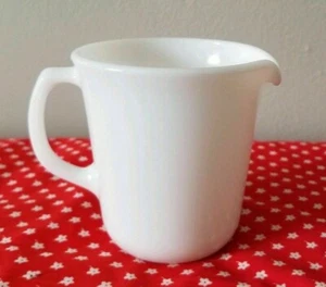 Vintage PYREX White Milk Glass Creamer with Handle 3.5" x 3" - Picture 1 of 5