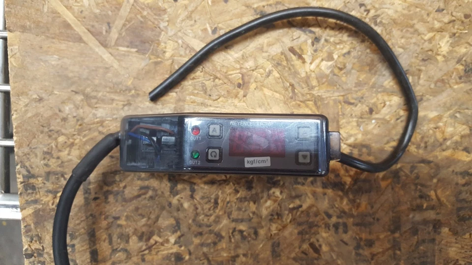 KEYENCE AP-70 SENSOR   W90 - Image 1 of 1