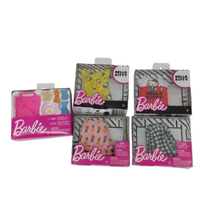 Barbie Kleidung Hello Kitty Oberteil Rock Ananas Zubehör - Bild 1 von 8