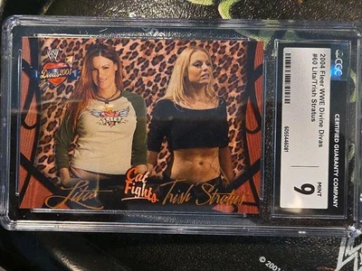 Fleer WWE Divine Divas 2004 #60 Lita & Trish Stratus CGC 9 Attitude Era Catfight Foto 1 de 4