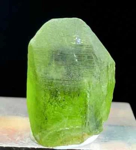 Peridot Natural Collectors Gemstone Earth Mined Very Clean Best Colour 45.35 ct - Bild 1 von 9