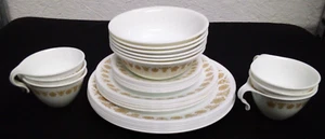 30 PC LOT CORELLE CORNING SET BUTTERFLY GOLD PATTERN PLATES BOWLS SAUCERS CUPS - Picture 1 of 14