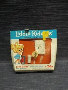 1966 Liddle Kiddles Play Outfit Bathe'n Accessories By Totsy USA RARE Read - Picture 1 of 5