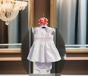 Mädchen Neu mit Etikett Bonnie Baby gesmocktes Kleid Set & Bloomers gefüttert freie Schleife 18 Monate - Bild 1 von 7
