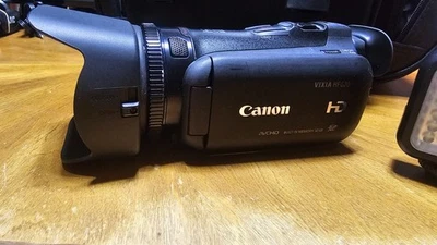 CANON VIXIA HF G20 - STUDIO TRAINNING CLASS CAMERA- PROFESSIONALLY HANDLED - Image 1 of 4