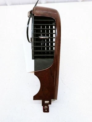 Hyundai Entourage 2008 ventilación de aire central para pasajeros X4D974-40000 OEM usado  Foto 1 de 4