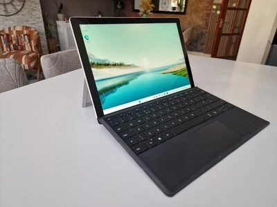 Microsoft Surface Pro 7  i5-1035G4 8GB 256GB With Keyboard  - Image 1 of 4