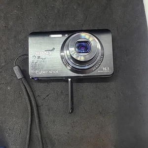 SONY Cyber-shot DSC-W650 16.1 MP Compact Digital Camera-w/Battery (READ) - Picture 1 of 5