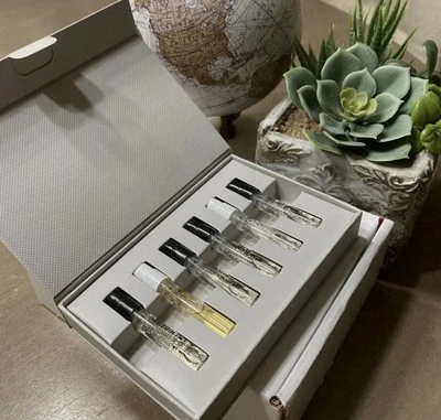 Tom Ford Private Blend EDP Scents Sampler Set 6 X .05 oz, 1.5ml Black Orchid - Image 1 of 3