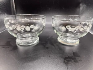 RARE VINTAGE DAIRY QUEEN FLAT FOOTED BASE WHITE DQ LOGO SMALL SUNDAE GLASSES - Picture 1 of 4